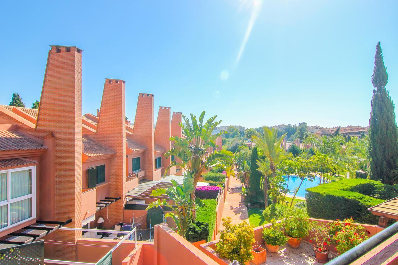 Oleholidays Adosado Mediterraneo Los Monteros 100 M Playa Marbella Exteriör bild
